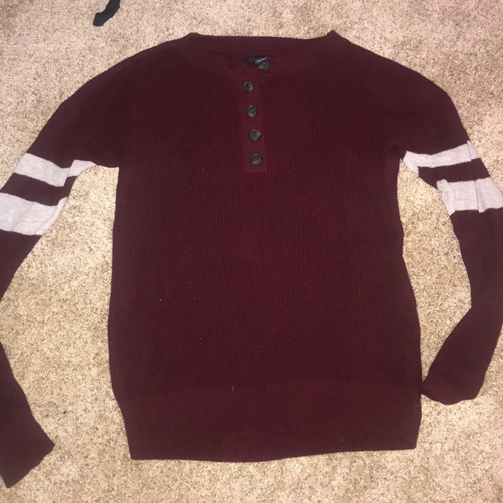 American eagle sweater